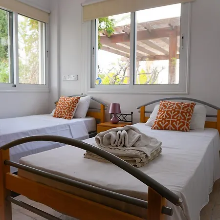 Casa Mia By Ezoria * Coral Bay