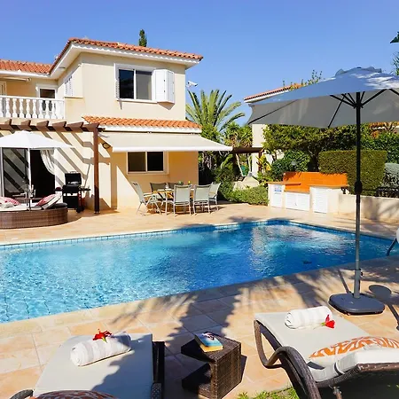 Villa Casa Mia By Ezoria Coral Bay