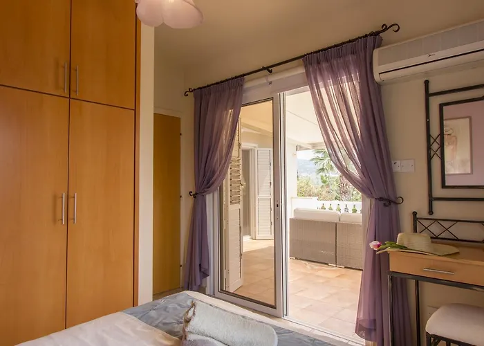 Casa Mia By Ezoria Vila Coral Bay